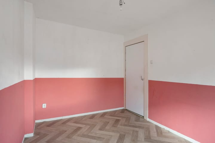 Tussenwoning te koop: Schelsberg 39, Heerlen