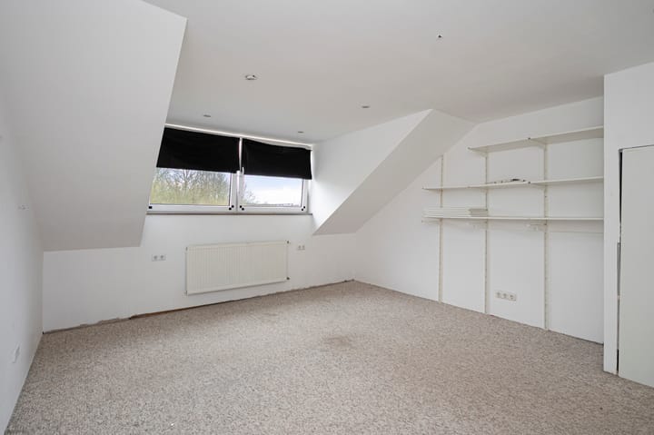 Tussenwoning te koop: Schelsberg 39, Heerlen
