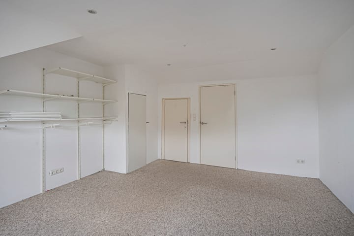 Tussenwoning te koop: Schelsberg 39, Heerlen