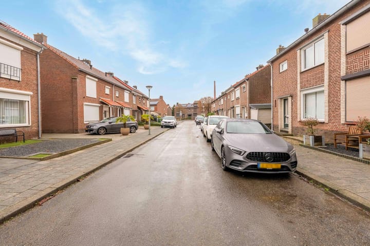 Photo 4 of Kievitstraat 17