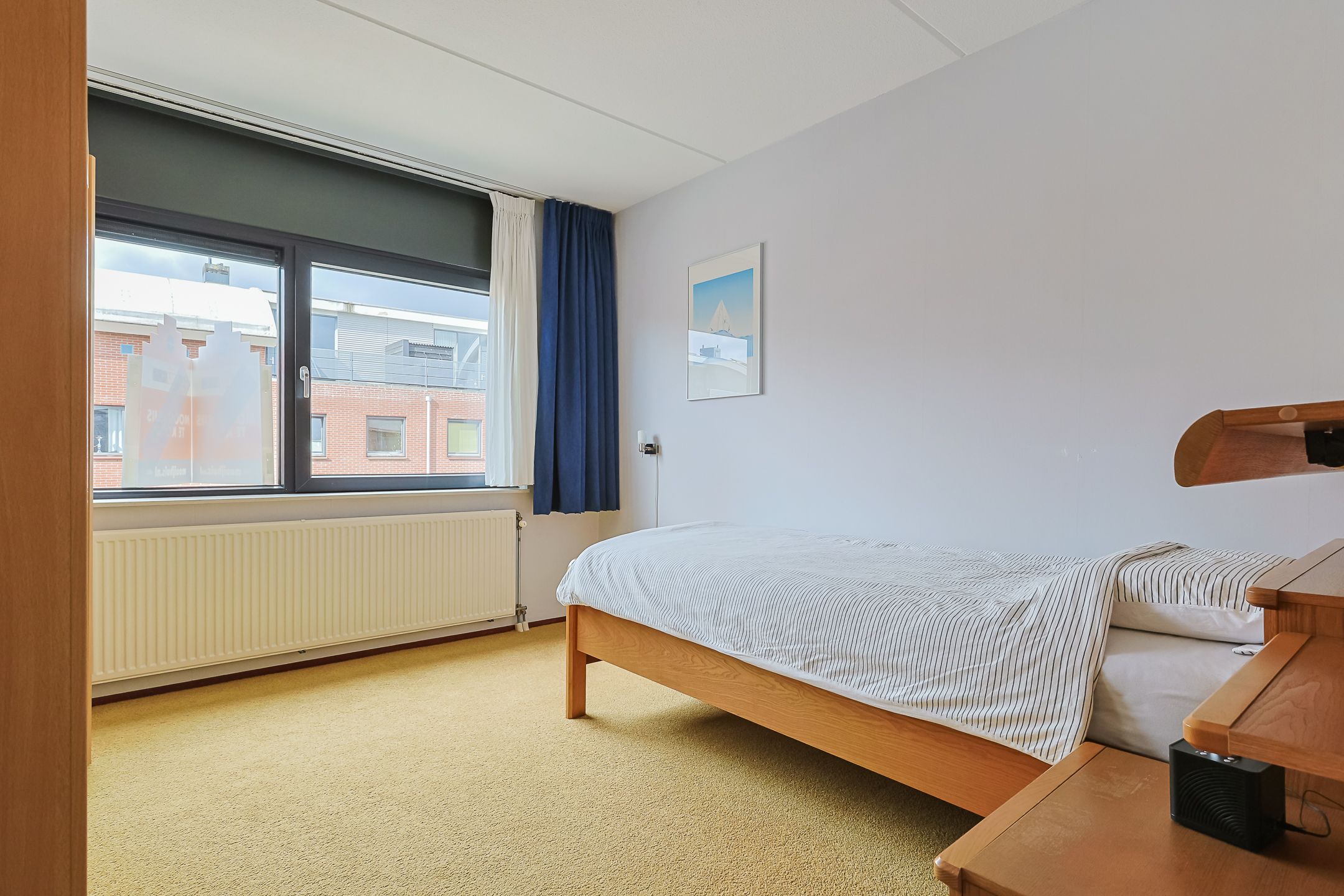 Spacious Five-Bedroom Family Home with River Views and Rooftop Terrace in Alphen aan den Rijn — 27