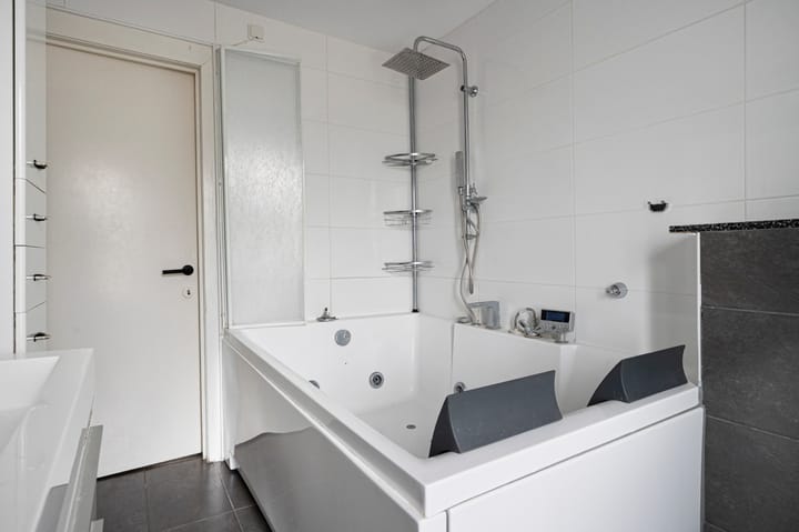Tussenwoning te koop: Schelsberg 39, Heerlen