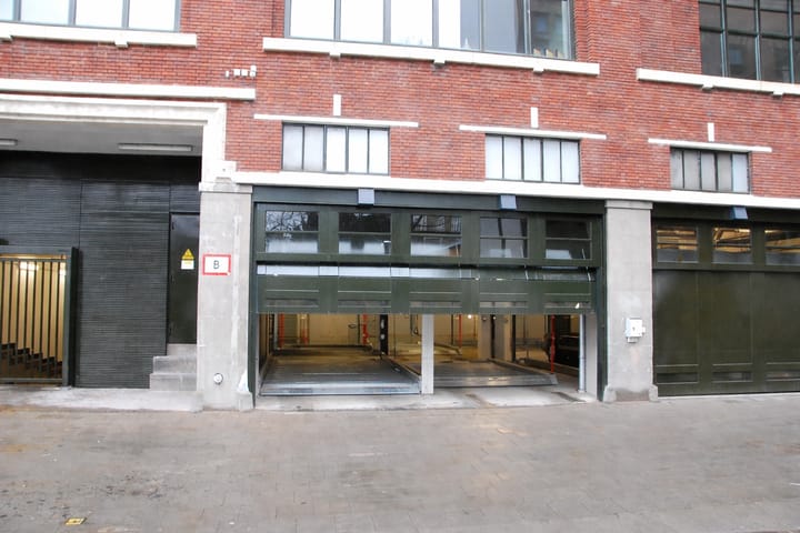 Foto 4 van Westplein