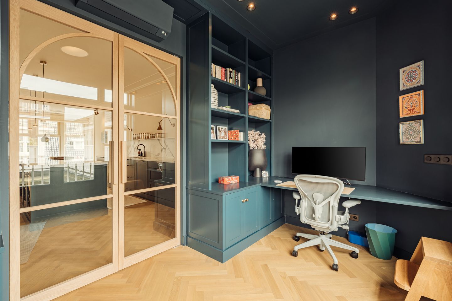 Luxurious Double Upper House in Desirable Amsterdam Zuid Location — 15