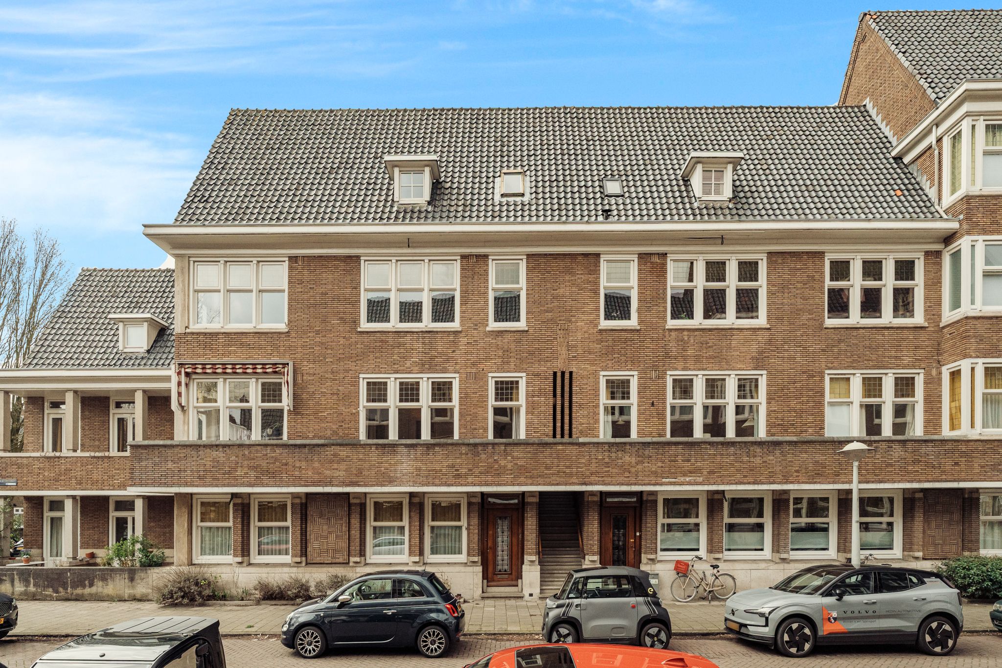Luxurious Double Upper House in Desirable Amsterdam Zuid Location — 47