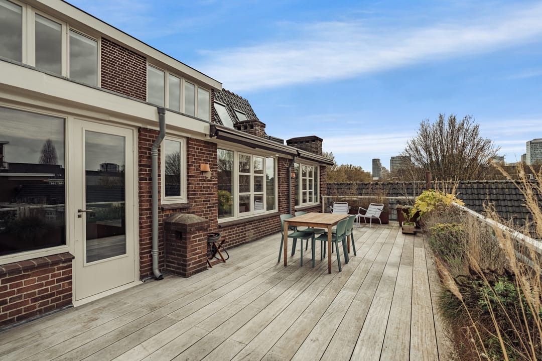 Luxurious Double Upper House in Desirable Amsterdam Zuid Location — 28