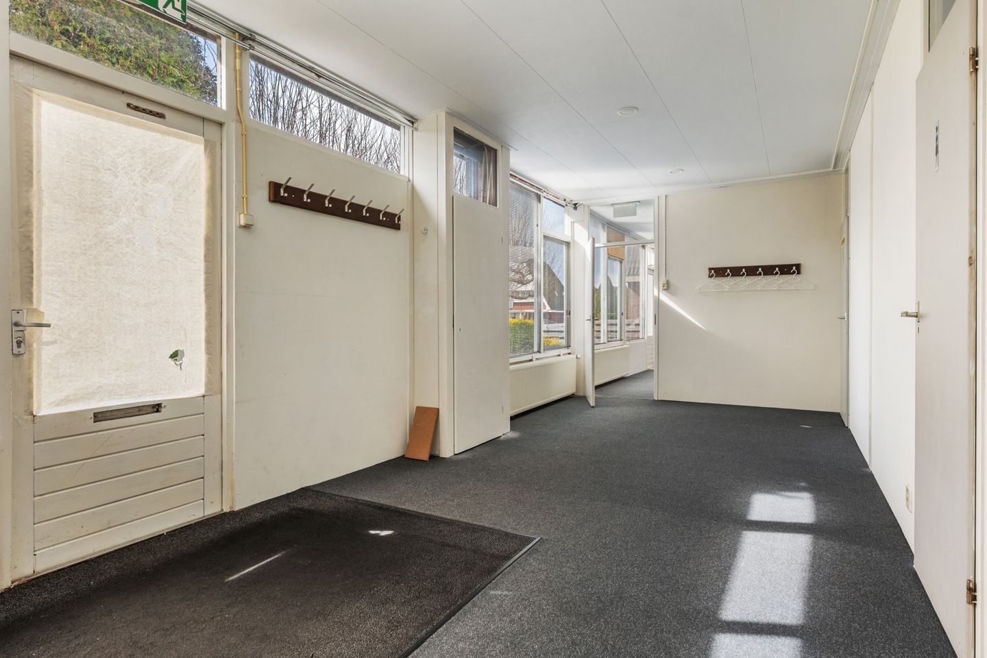 View photo 2 of Nijveenlaan 2-A