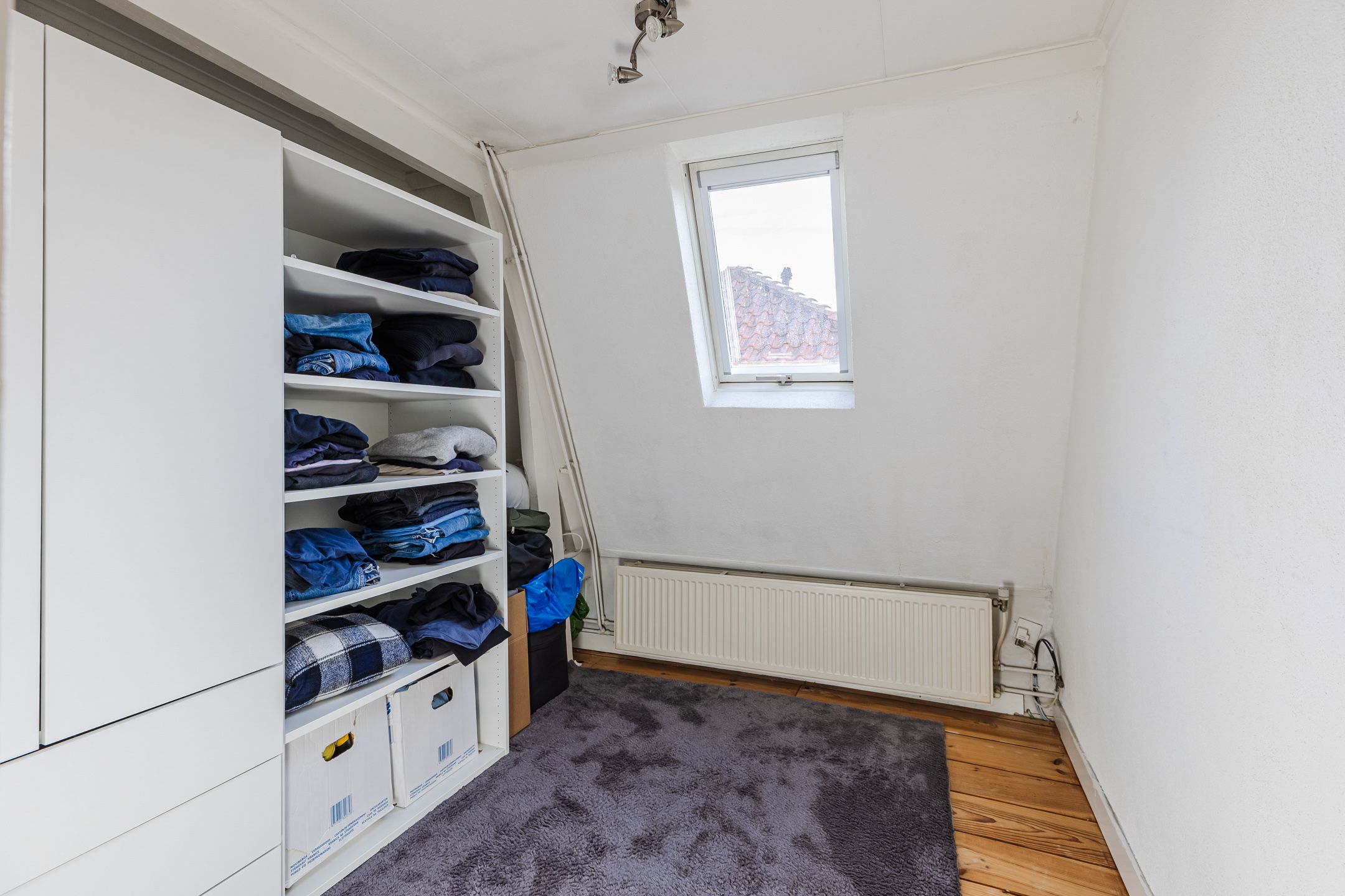 Spacious 3-Room Apartment in the Heart of Alkmaar with Natural Light — 12