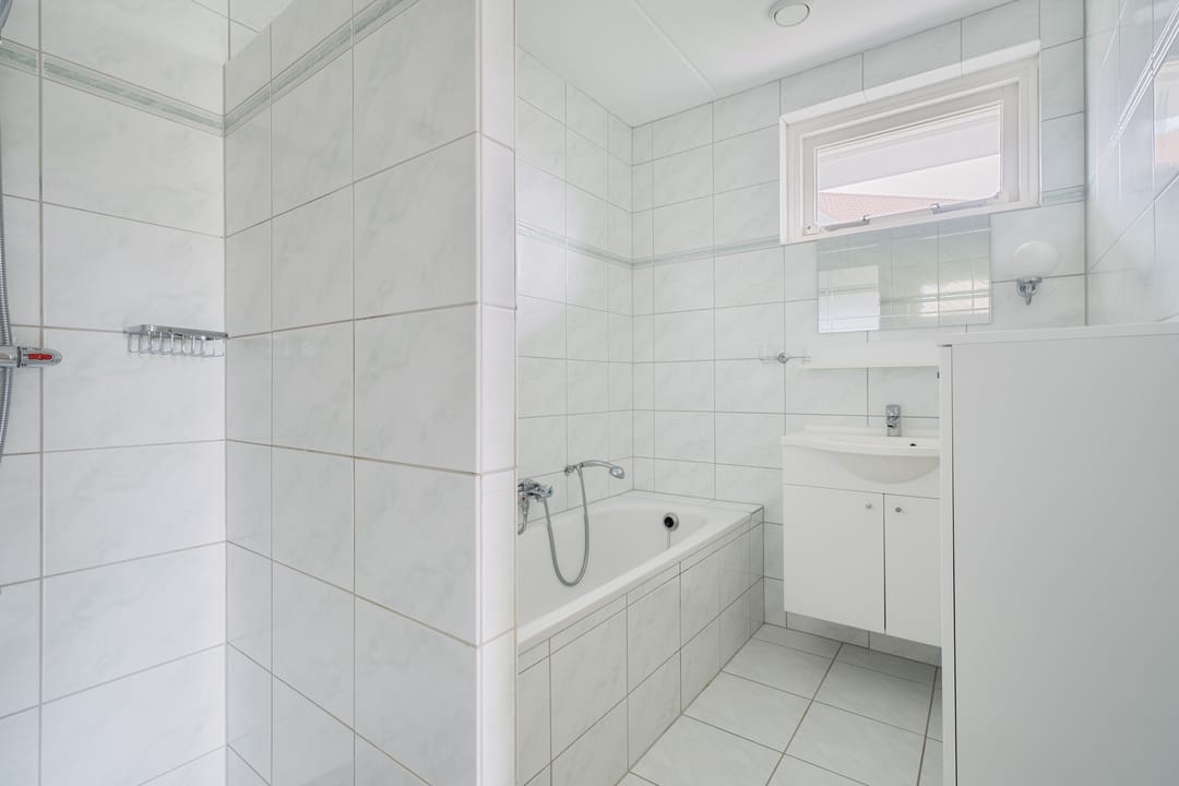 Waterfront Detached Home with A++ Energy Label in Swifterbant — 14