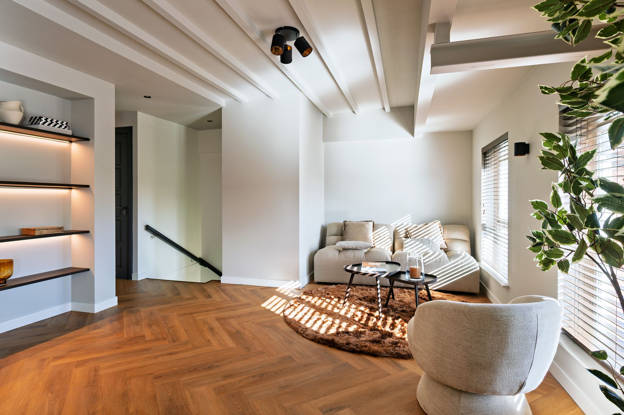 Foto 18 van Witte de Withstraat 143-4