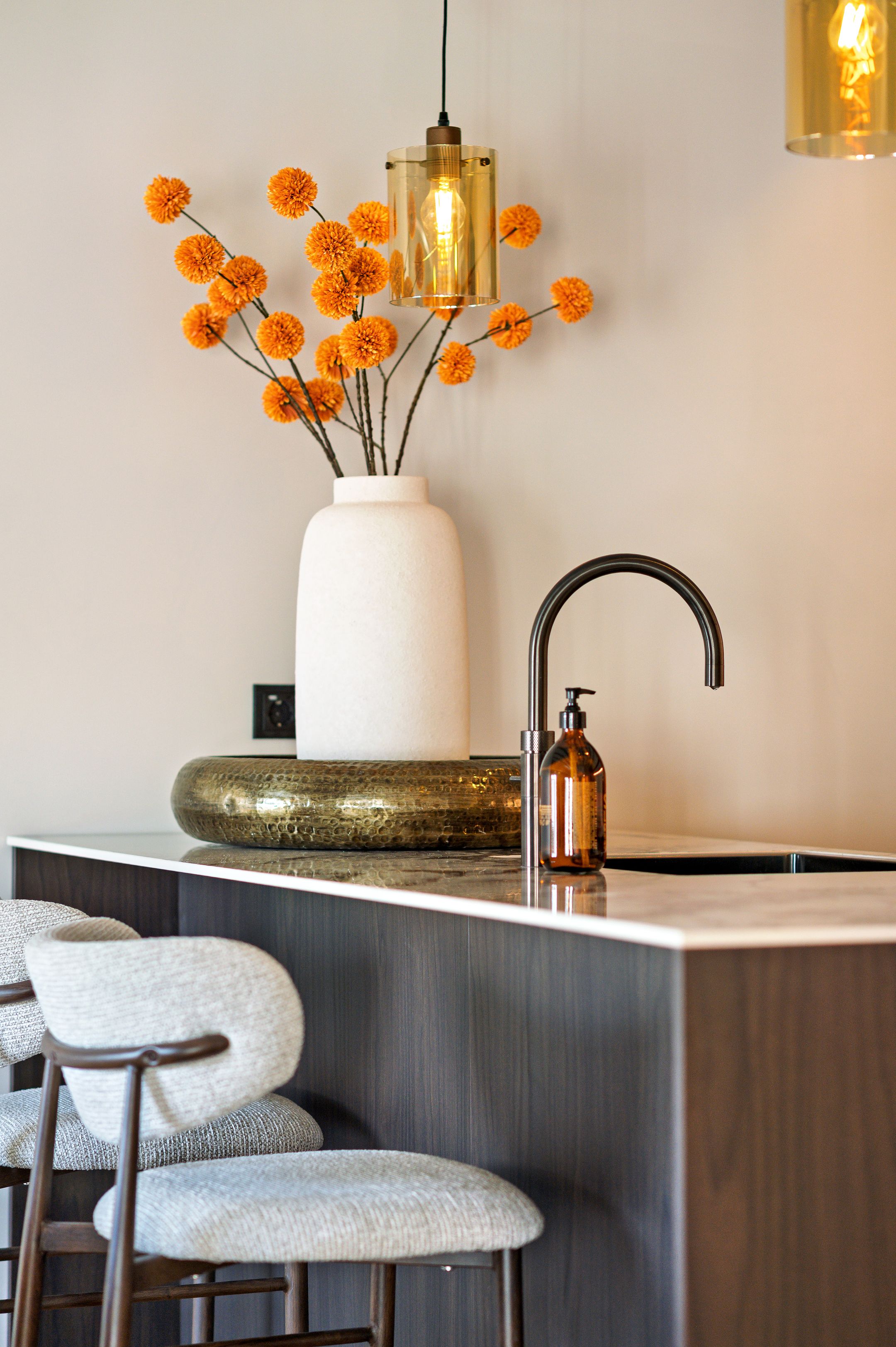 Foto 9 van Witte de Withstraat 143-4