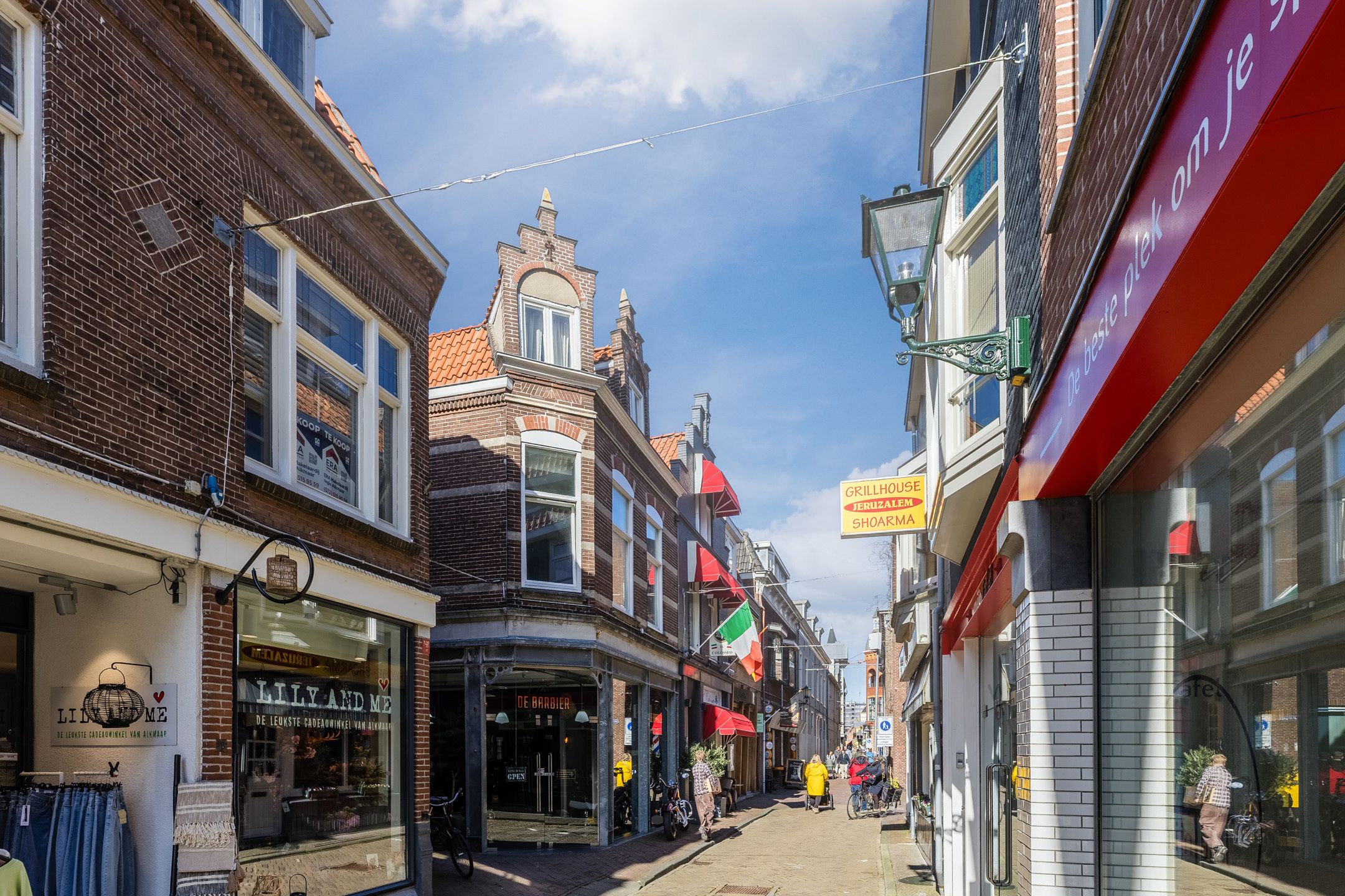 Spacious 3-Room Apartment in the Heart of Alkmaar with Natural Light — 21