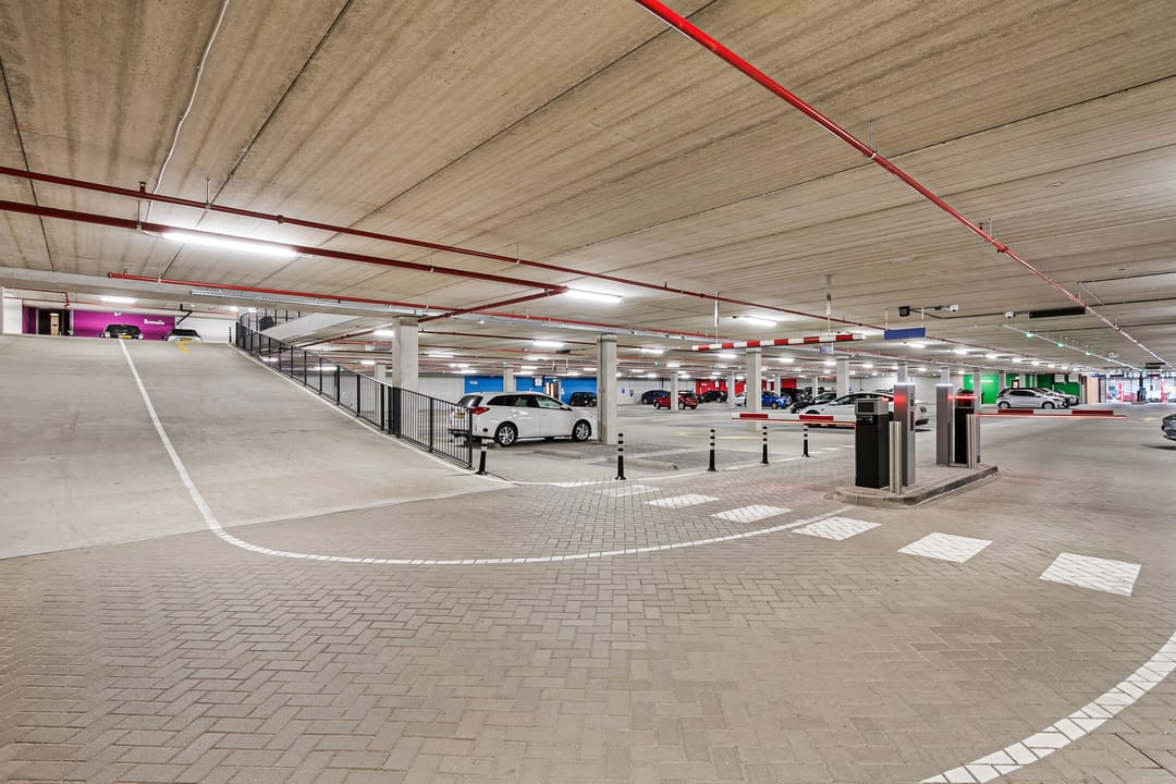 Foto 43 van Perzikweg 146