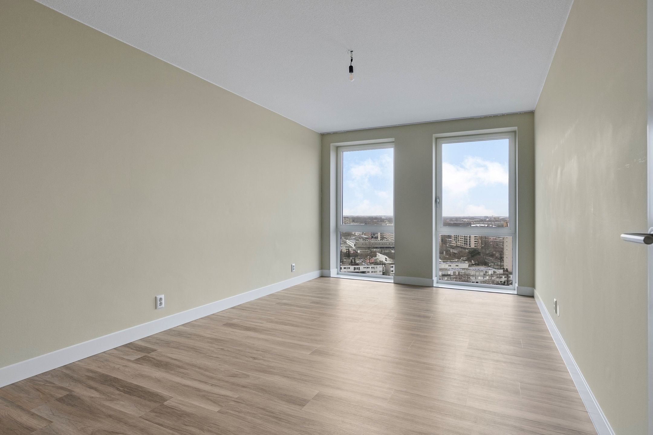 Foto 27 van Perzikweg 146