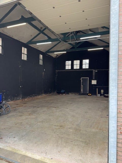 Bekijk foto 2 van Waalbandijk 115