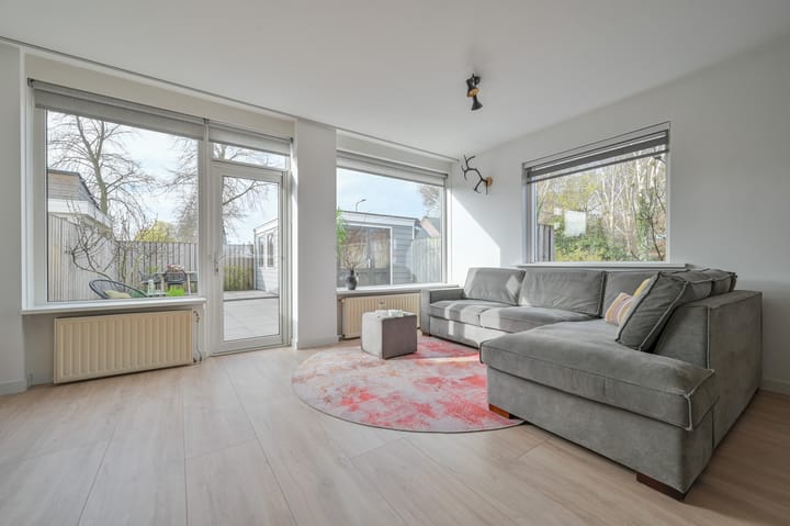 Photo 2 of Wethouder van Damlaan 100-A