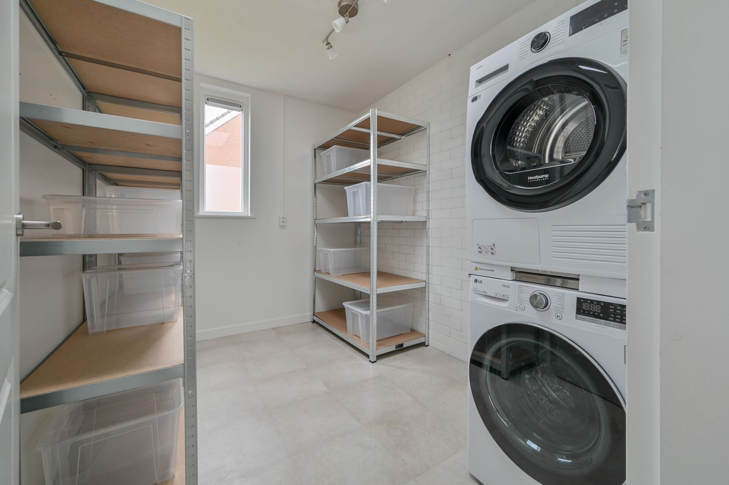 Photo 19 of Wethouder van Damlaan 100-A