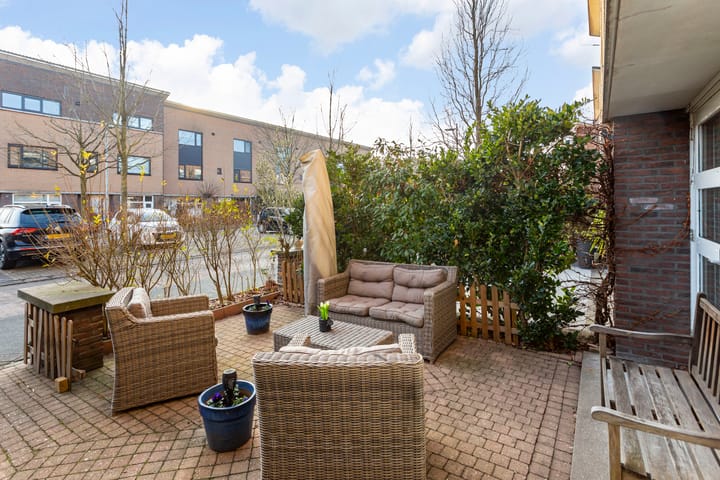 Photo 2 of Tweede Westerparklaan 161