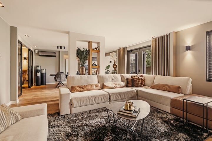 Foto 2 van Van Voorthuijsenhof 43