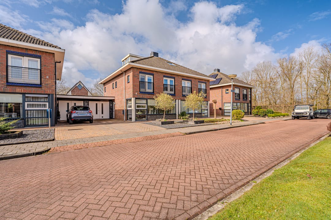 Photo 46 of De Barrage 15