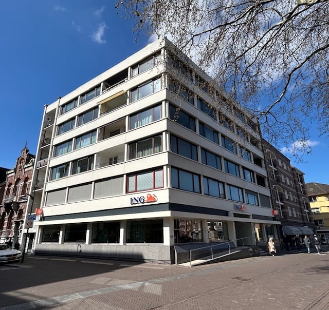 Foto 13 van Spoorstraat 4