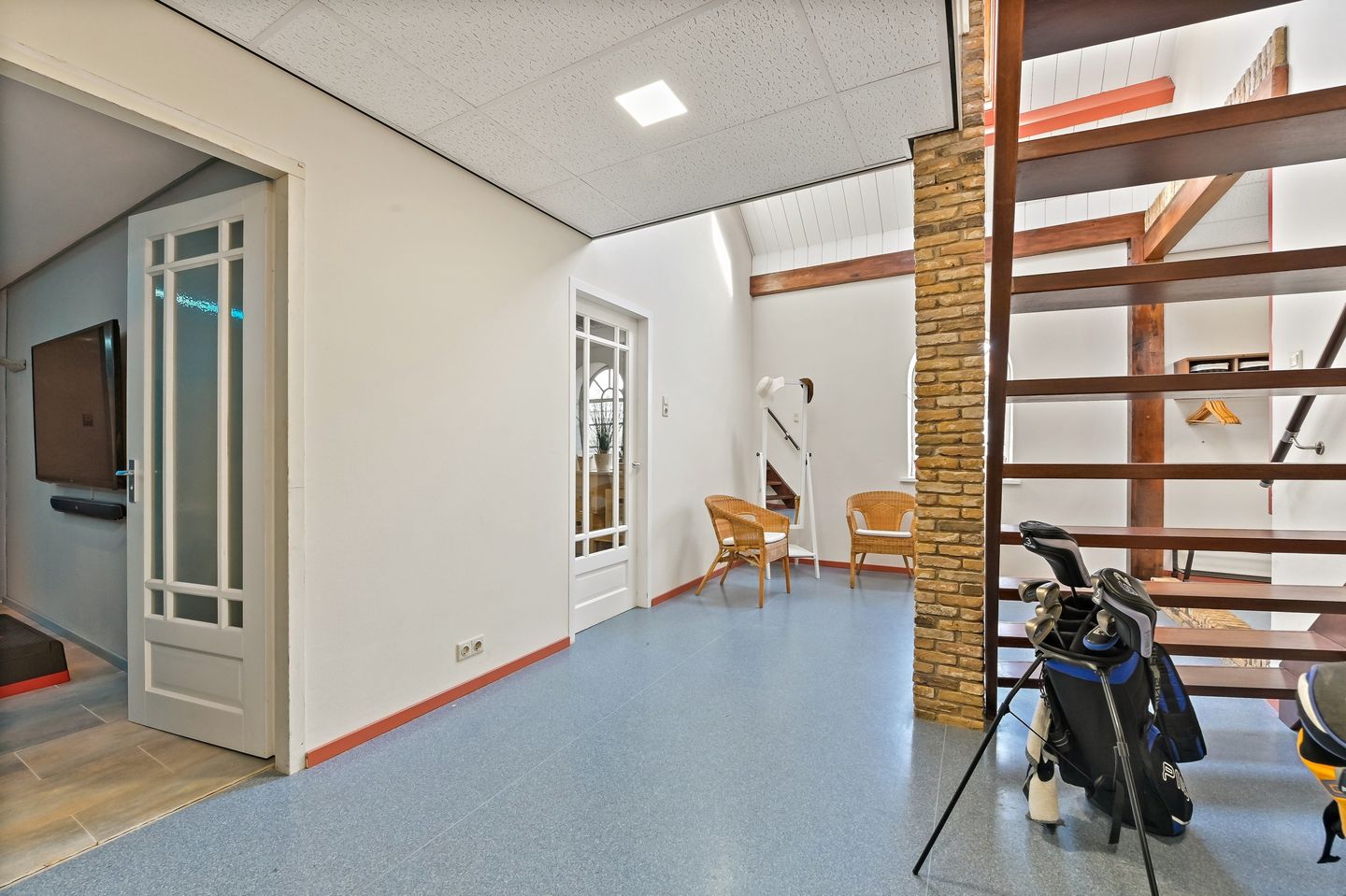 Spacious Equestrian Farm Residence with Wellness Facilities in Maasland — 44