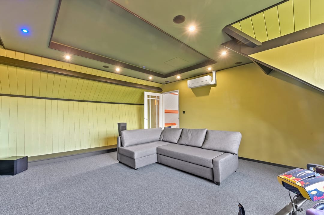 Spacious Equestrian Farm Residence with Wellness Facilities in Maasland — 57