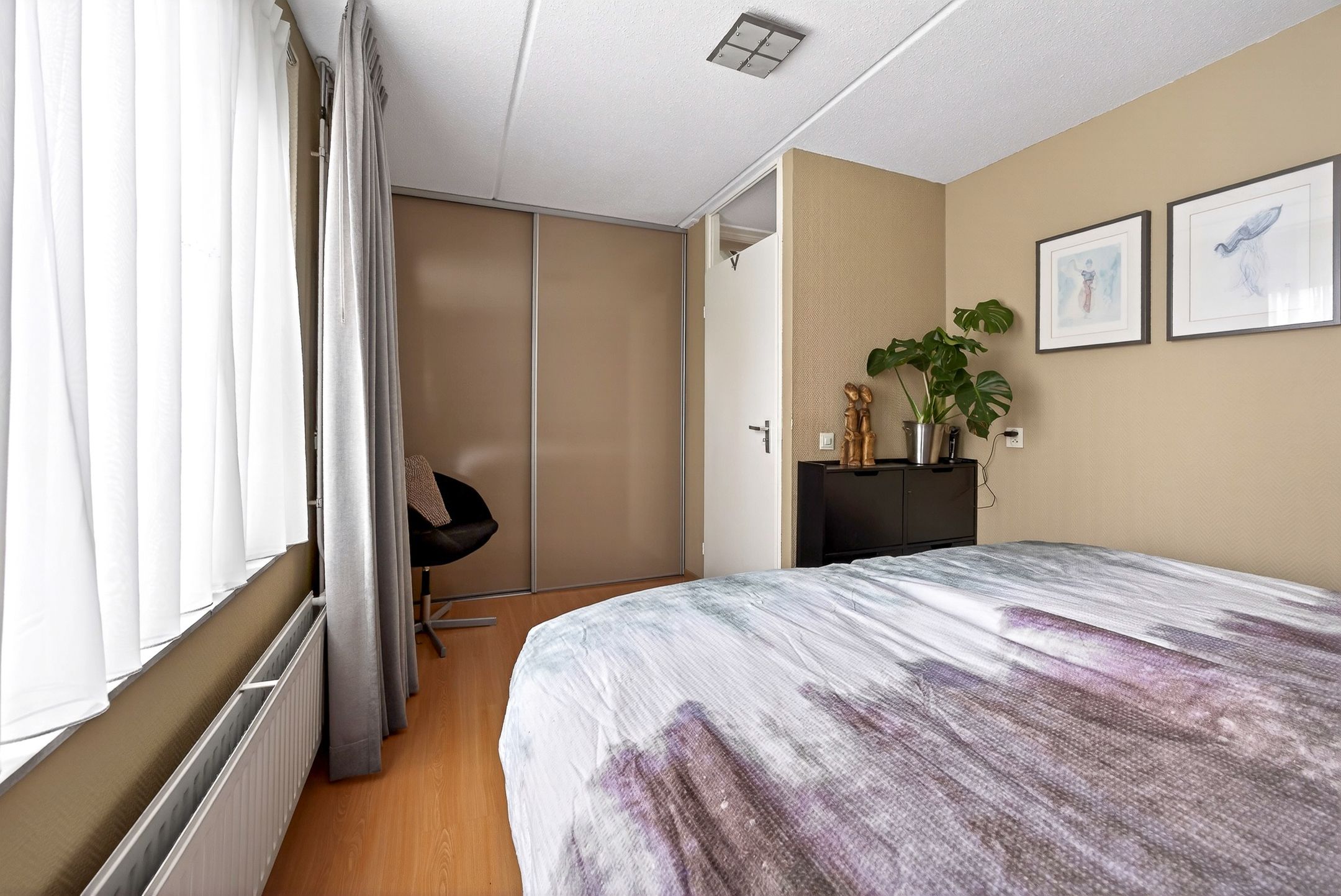 Photo 24 of Slinger 38