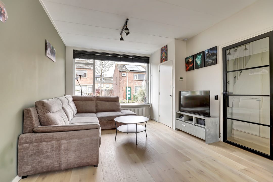 Foto 11 van van Ruysdaelstraat 4