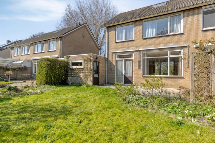 Photo 2 of Dauwendaelsestraat 24