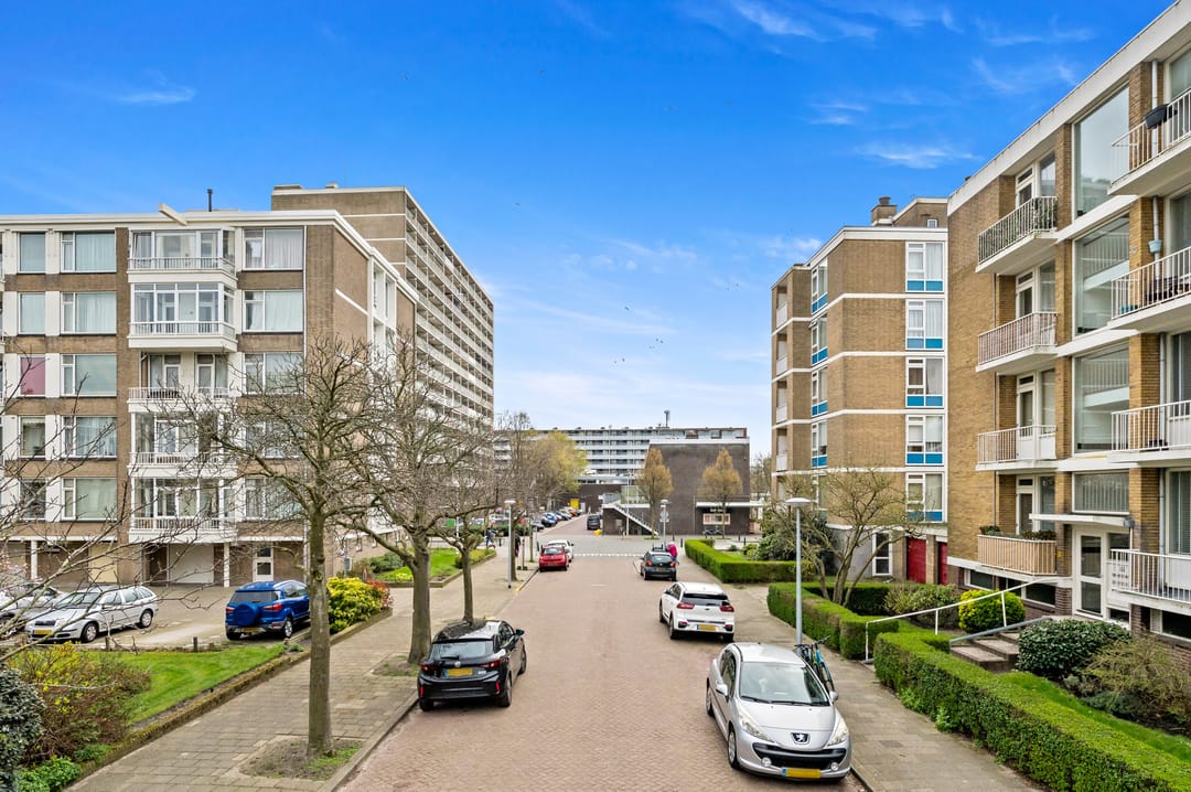 Photo 37 of Messchaertstraat 107