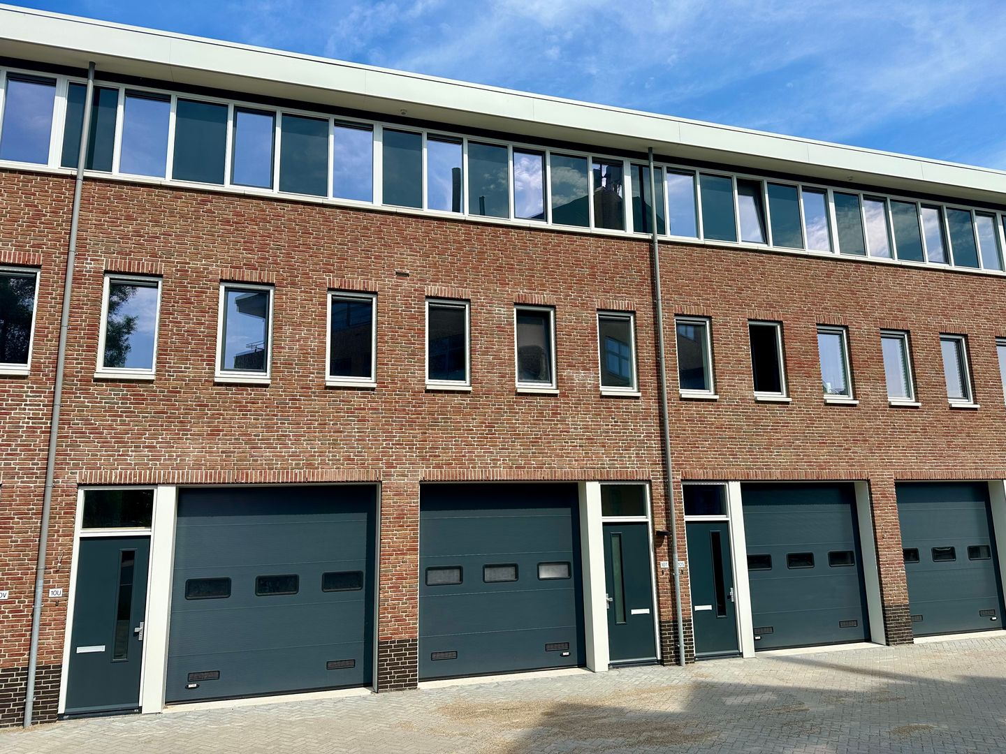 Bekijk foto 1 van Nijverheidslaan 10-T