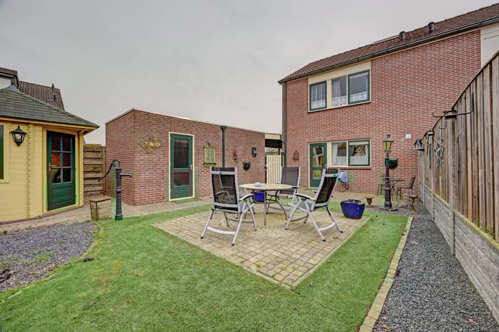 Photo 3 of Kennedystraat 1