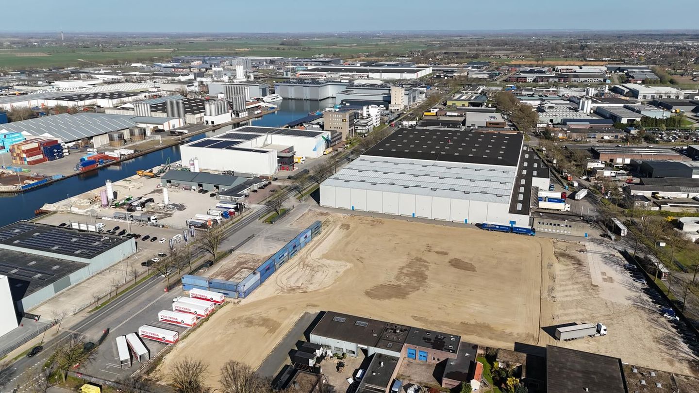 Bekijk foto 4 van Kanaalstraat