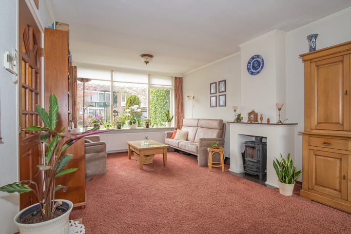 Photo 2 of Koningin Sophiestraat 2