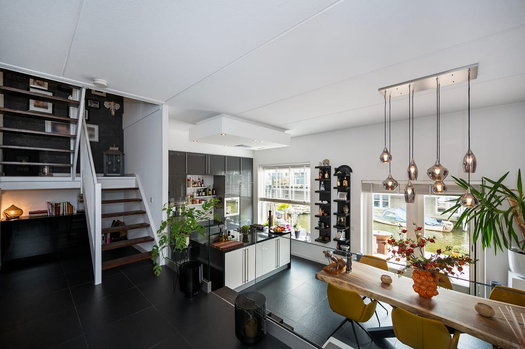 Foto 2 van Antillenweg 20