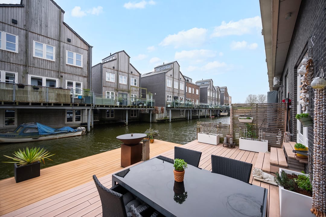 Foto 1 van Antillenweg 20