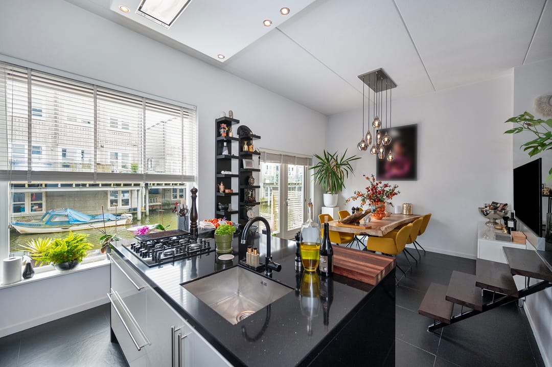 Foto 16 van Antillenweg 20