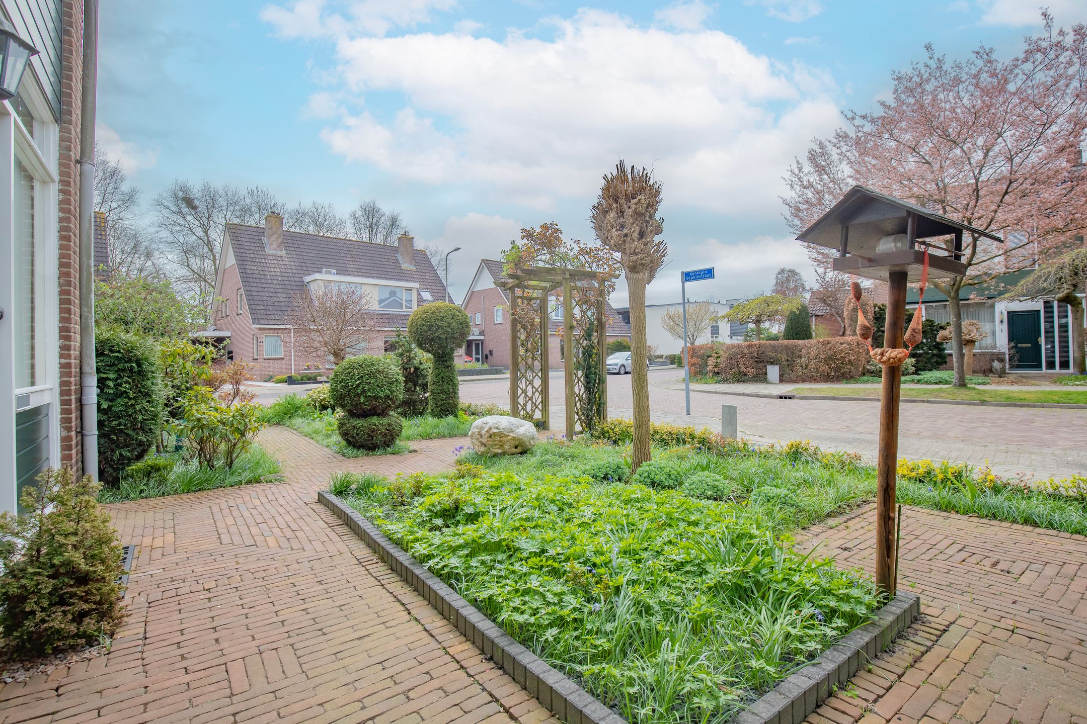 Photo 36 of Koningin Sophiestraat 2
