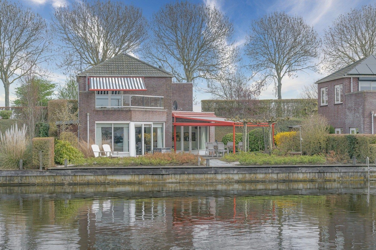 Foto 1 van Suisendijk 14-19