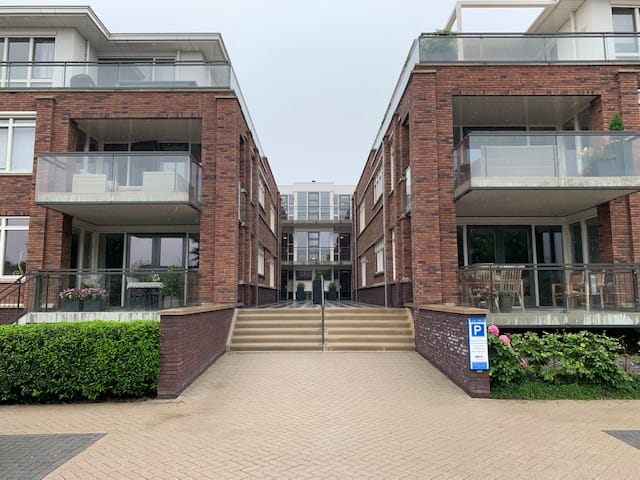 Photo 2 of Zoutmansweg 18-F