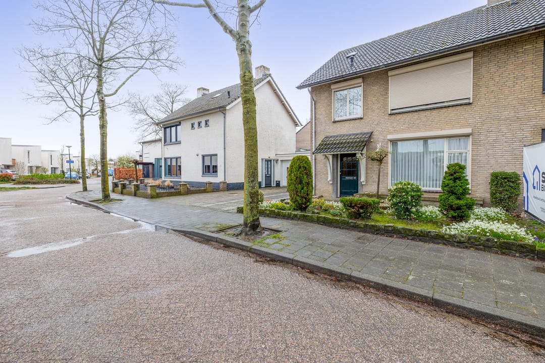 Foto 28 van Lijsterbeslaan 162