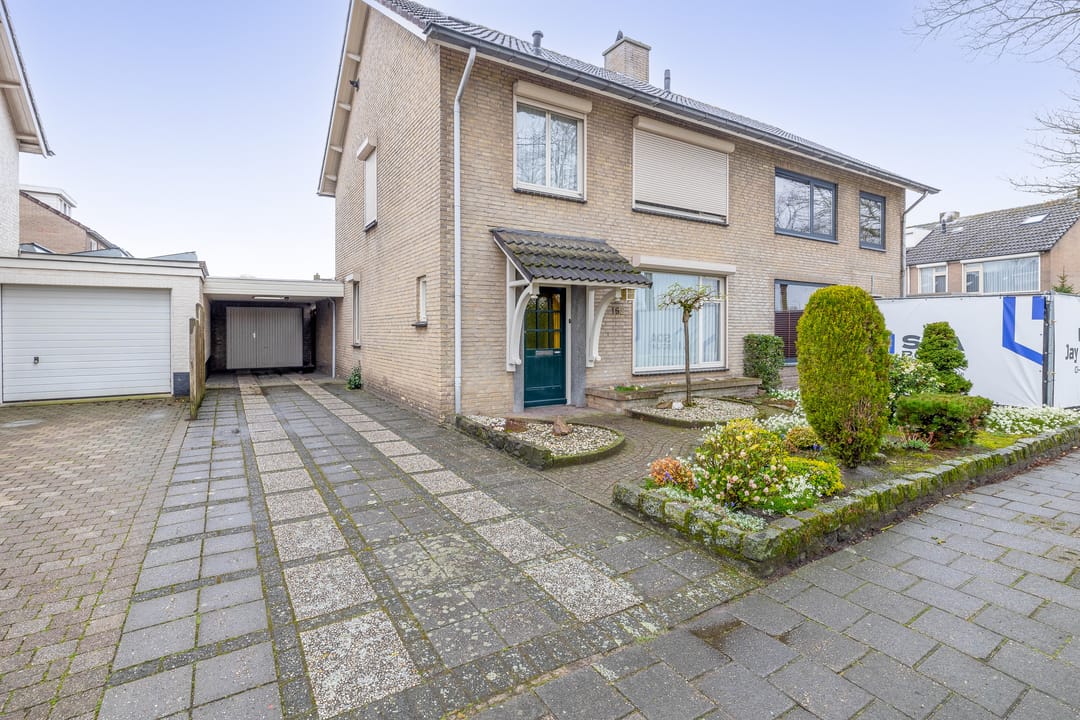 Foto 1 van Lijsterbeslaan 162