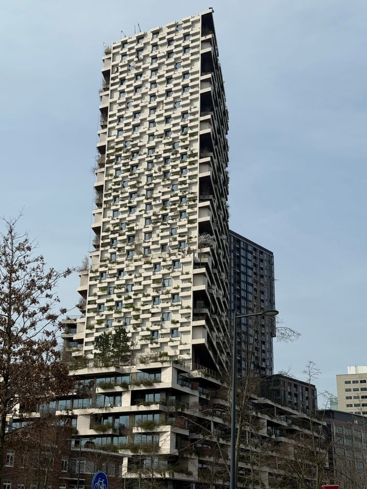 Foto 2 van Hoola van Nootenstraat 313