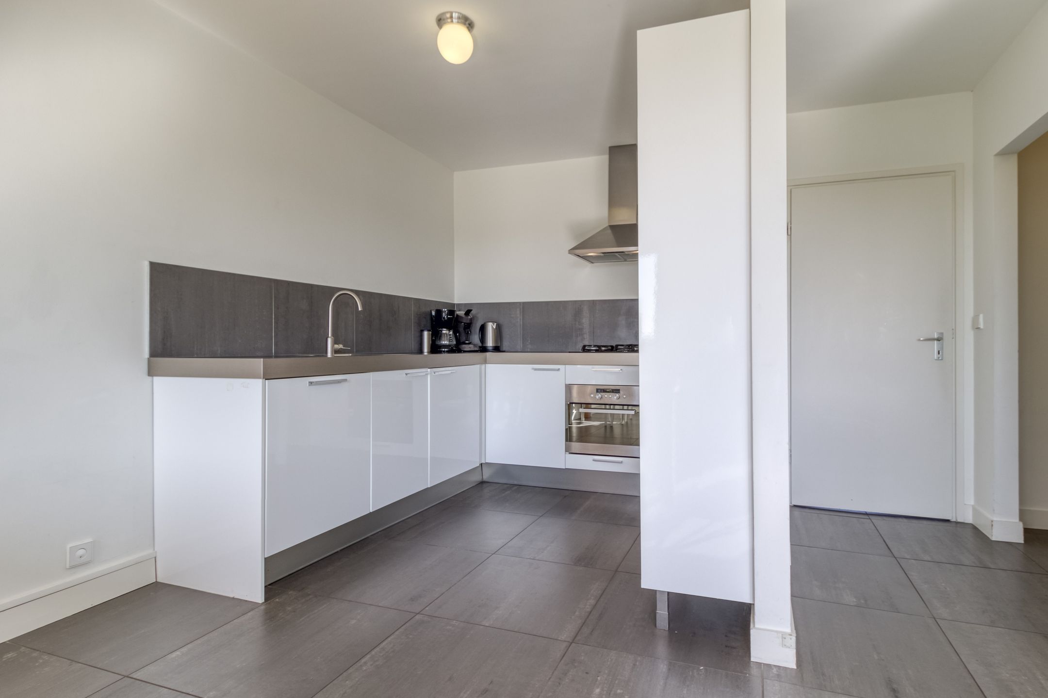 4-bedroom freehold villa in Nieuwvliet — photo 4 of 5