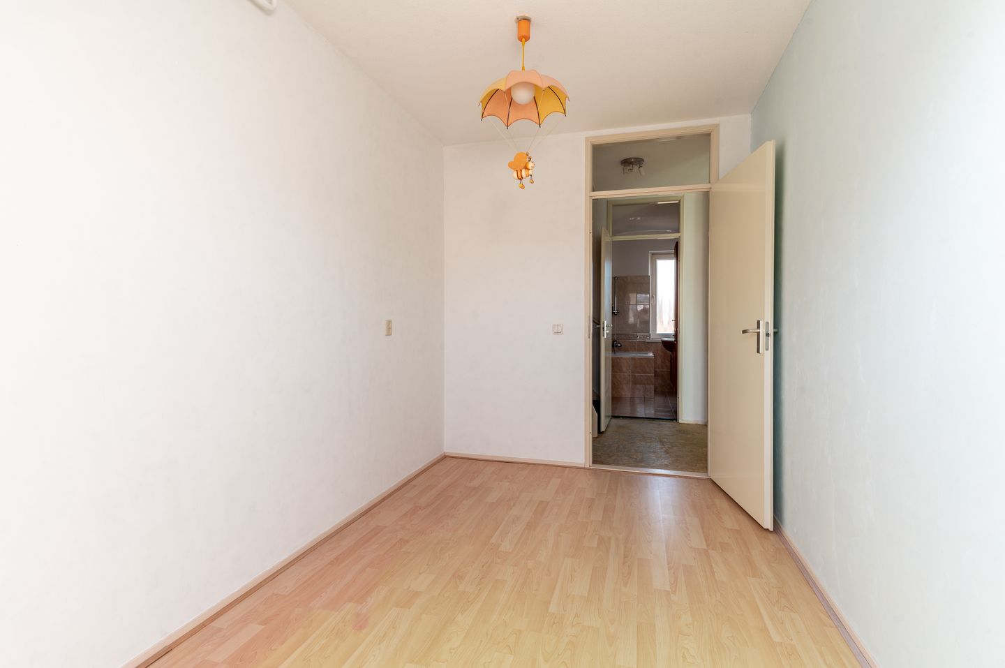 Spacious terraced house with four bedrooms and sunny southeast-facing garden in Almere Buiten — 18