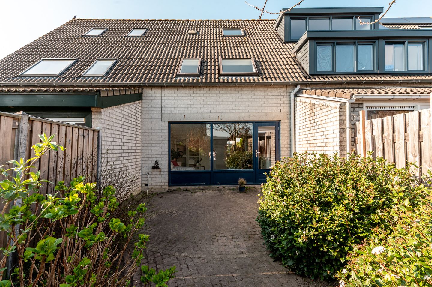 Spacious terraced house with four bedrooms and sunny southeast-facing garden in Almere Buiten — 29
