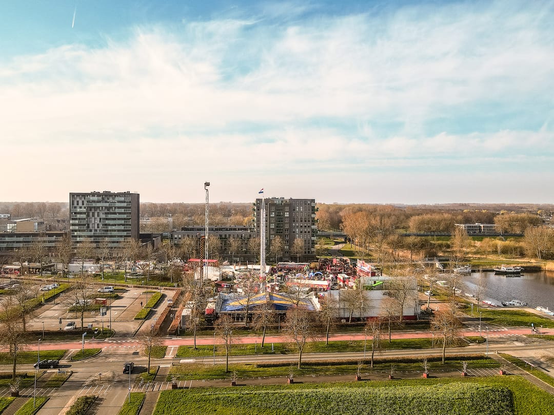 Spacious terraced house with four bedrooms and sunny southeast-facing garden in Almere Buiten — 47