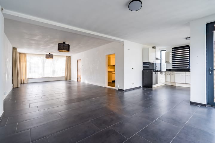 Foto 2 van Maaseikerweg 127