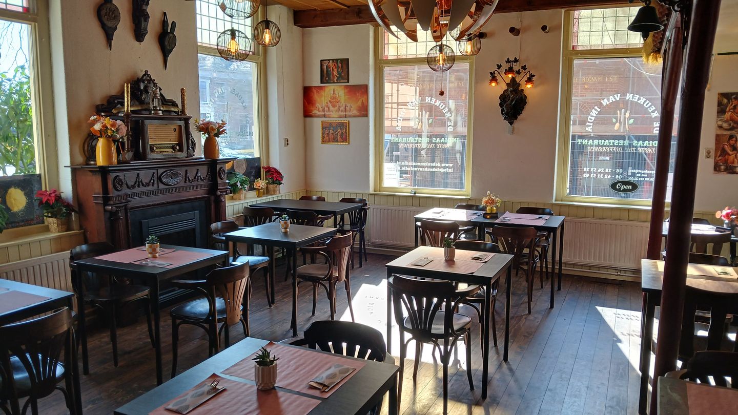 Bekijk foto 2 van Wijkstraat 23